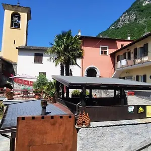  Couette-café Monastero Italie